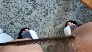 Gorące dziewczyny z Budapesztu ruchają się w trójkącie z twardym kutasem Thumb