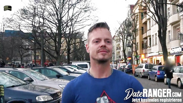 Wylizał i przeleciał tę cycatą szmatę, którą znalazł na Tinderze Thumb