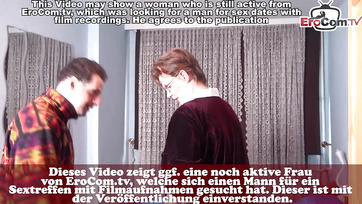 Brzydka Niemka przekonała swojego przyrodniego brata, żeby wyruchał ją w cipkę Thumb