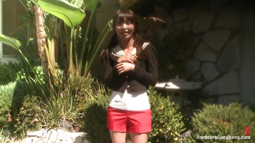 Piękna azjatycka studentka z wymiany ma wszystkie dziury wypełnione przez wielkich amerykańskich facetów Thumb