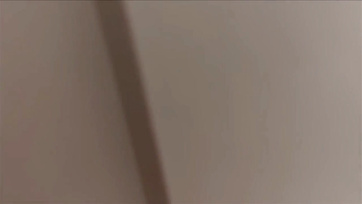 Moja gotka przyrodnia siostra jest bardzo gorąca i na szczęście nie może odmówić wyprostowanego kutasa Thumb