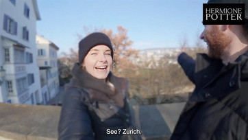 Zboczona para amatorów zabrała ze sobą na wycieczkę lalkę erotyczną z dużym biustem Thumb