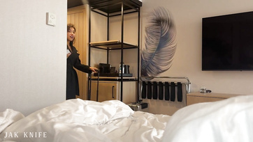 Gdy tylko południowoamerykańska piękność się rozebrała, zakochała się w kutasie swojego szczęśliwego współpracownika w pokoju hotelowym Thumb