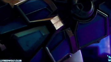 Az ölébe vette a kuncsaftját a kerekseggű perverz csajszi és úgy kényeztette a farkát Thumb