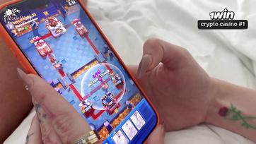 Elég volt megvillantania a mostohahúgomnak a hatalmas melleit hogy meg akarjam dugni Thumb