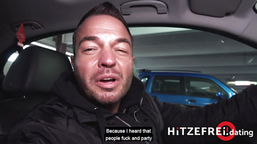 Ryzykowne ruchanie w miejscu publicznym: Pulchna Niemka ruchała swoją randkę w garażu Thumb